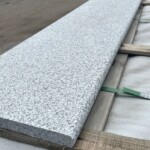 Ступень гранитная G603 Роял Вайт 1800x350x30 мм термообработанная