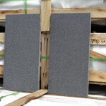 Гранитная плита Absolute Black 600x300x30 мм термообработка