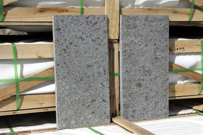Плитка гранитная Steel Grey 600х300х30мм термообработанная — изображение 2